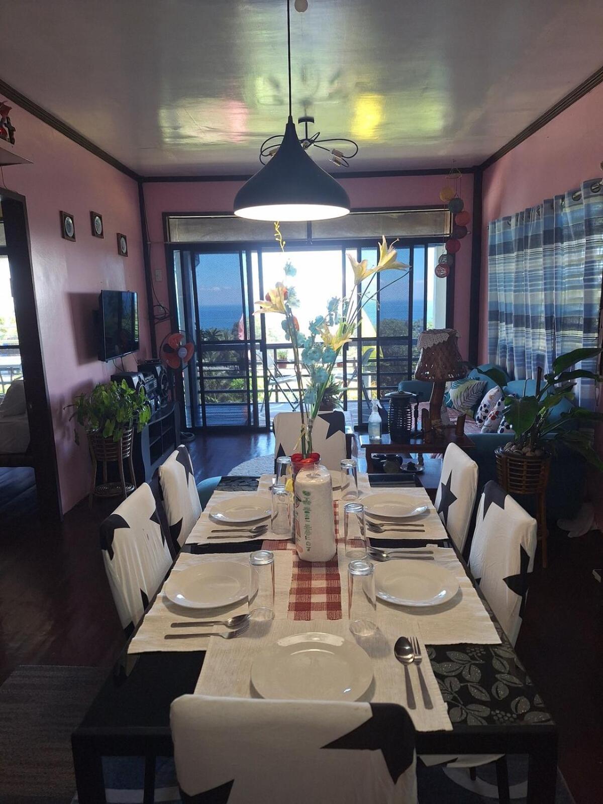 Island Samal Overlooking View House With Swimming Pools San Antonio  Exterior foto